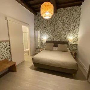 Nella Hotel
